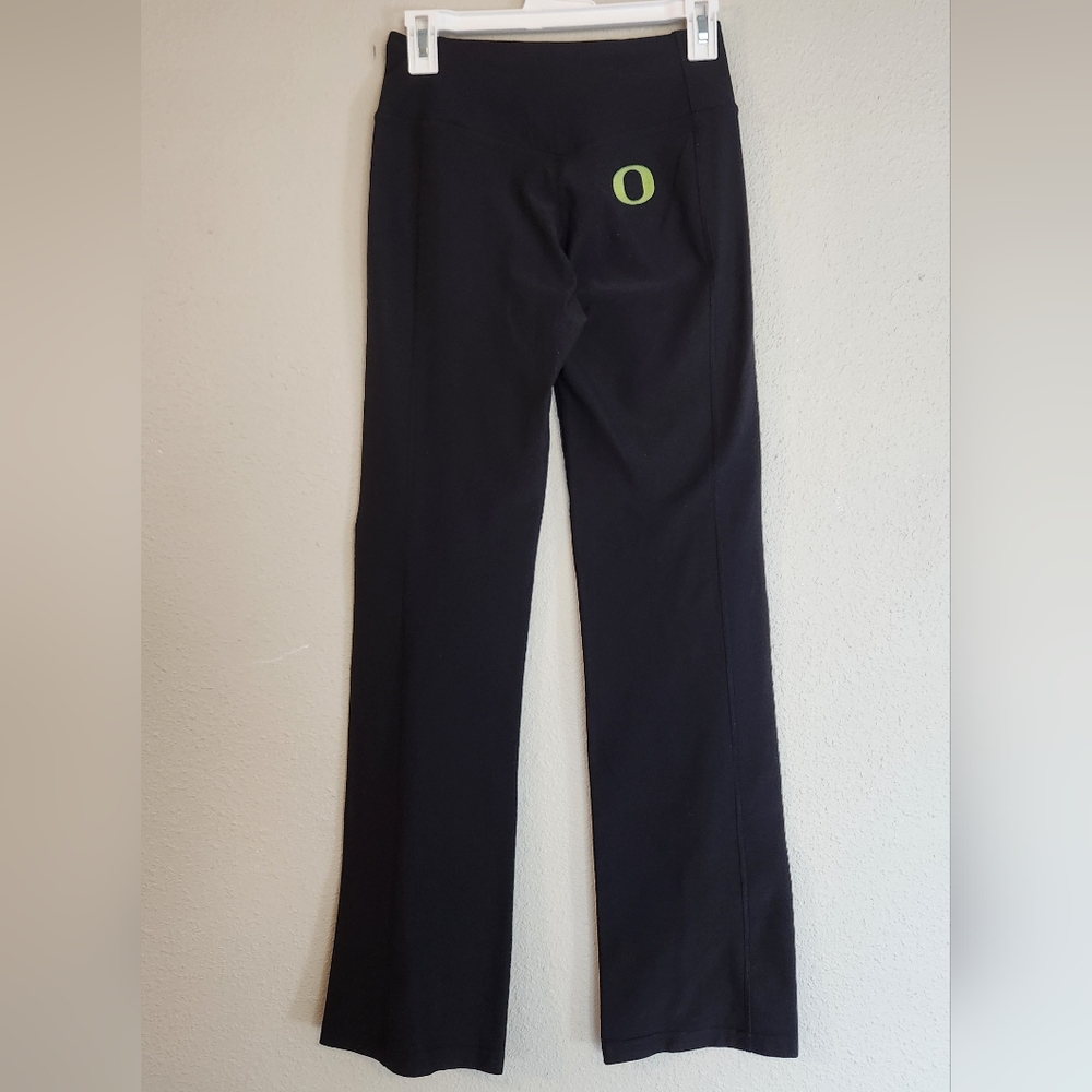 Oregon Ducks Nike Dri-Fit Flare Leggings Size Small